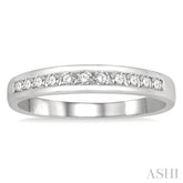 1/4 ctw Channel Set 11 Stone Round Cut Diamond Wedding Band in Platinum